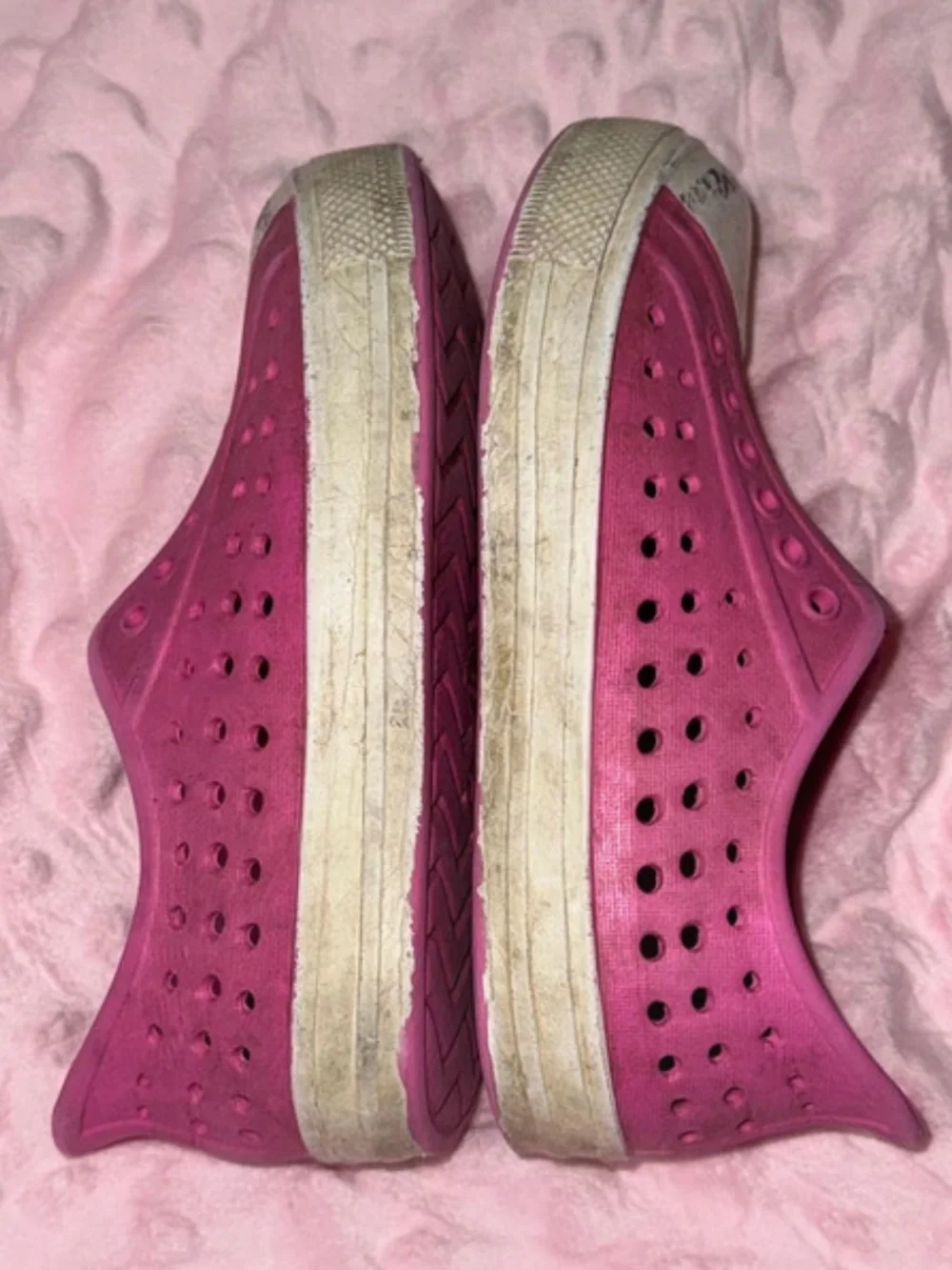 Kids Slip-On Water-Friendly Shoes in Pink